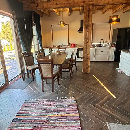 Mazuria Dworek Z Brzegiem Jeziora Sniardwy Zdory