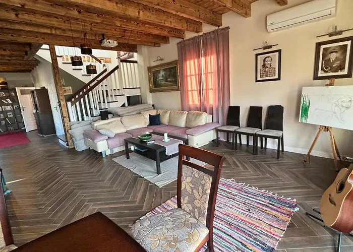 Dom wakacyjny Mazuria Dworek Z Brzegiem Jeziora śniardwy *