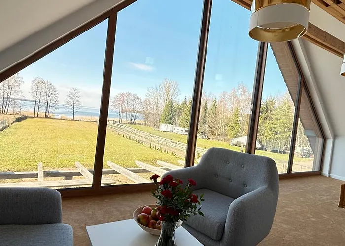 Mazuria Dworek Z Brzegiem Jeziora śniardwy *