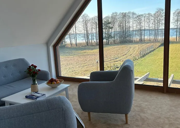 Mazuria Dworek Z Brzegiem Jeziora śniardwy * Zdory